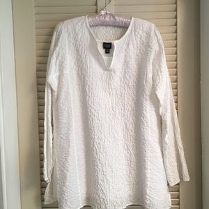 White cotton pullover top and tank